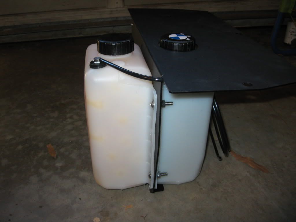 Howerton Trunkmounted Water Meth Tanks BMW M5 Forum and M6 Forums