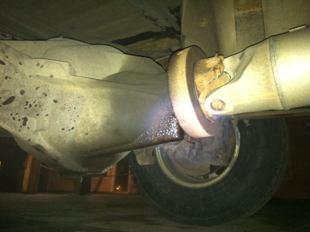 Leaky Diff Pinion Seal Chevy and GMC Duramax Diesel Forum