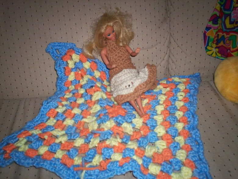 Home Sweet Homebodies: Crocheted Baby Blanket