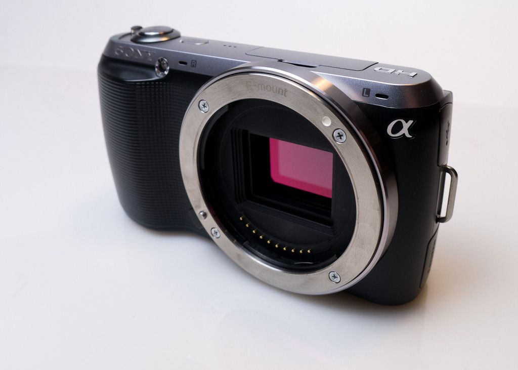 Canon 1100D+Kit, Sony A7, Sigma 35 1.4 ART, Flash F20M, Nex A3K, A5K, 5R, F3, 3N, 3, C3, SAM 55-200 - 18