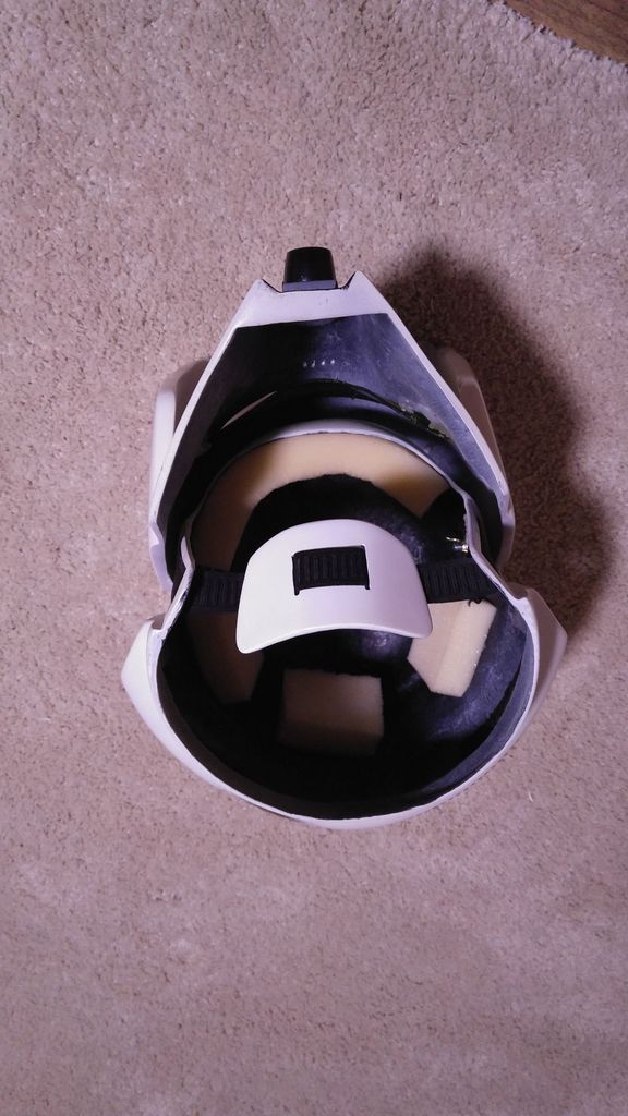 Helmet_inside_zpsd4g2bzsh.jpg