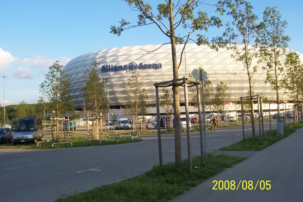 AllianzArena001.jpg