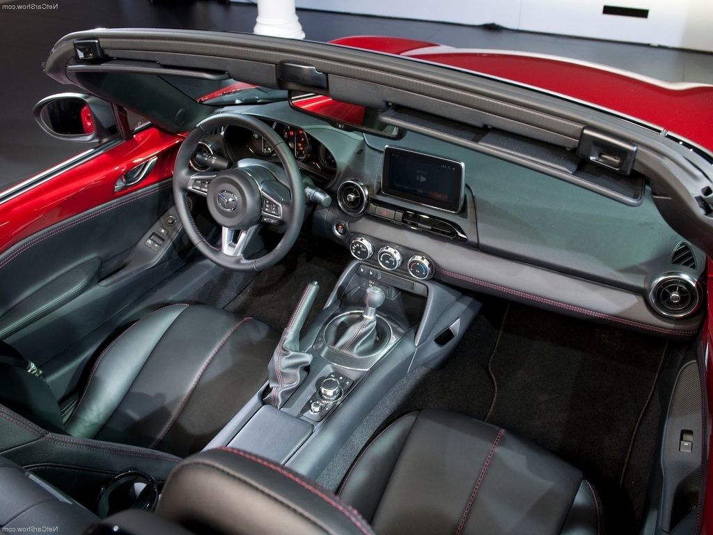 Mazda-MX-5_2016_1600x1200_wallpaper_aa_zpsqyffpuyl.jpg