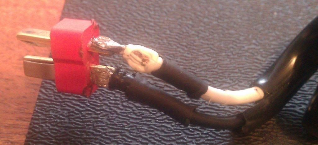 BadSolder_zps1b36b16d.jpg