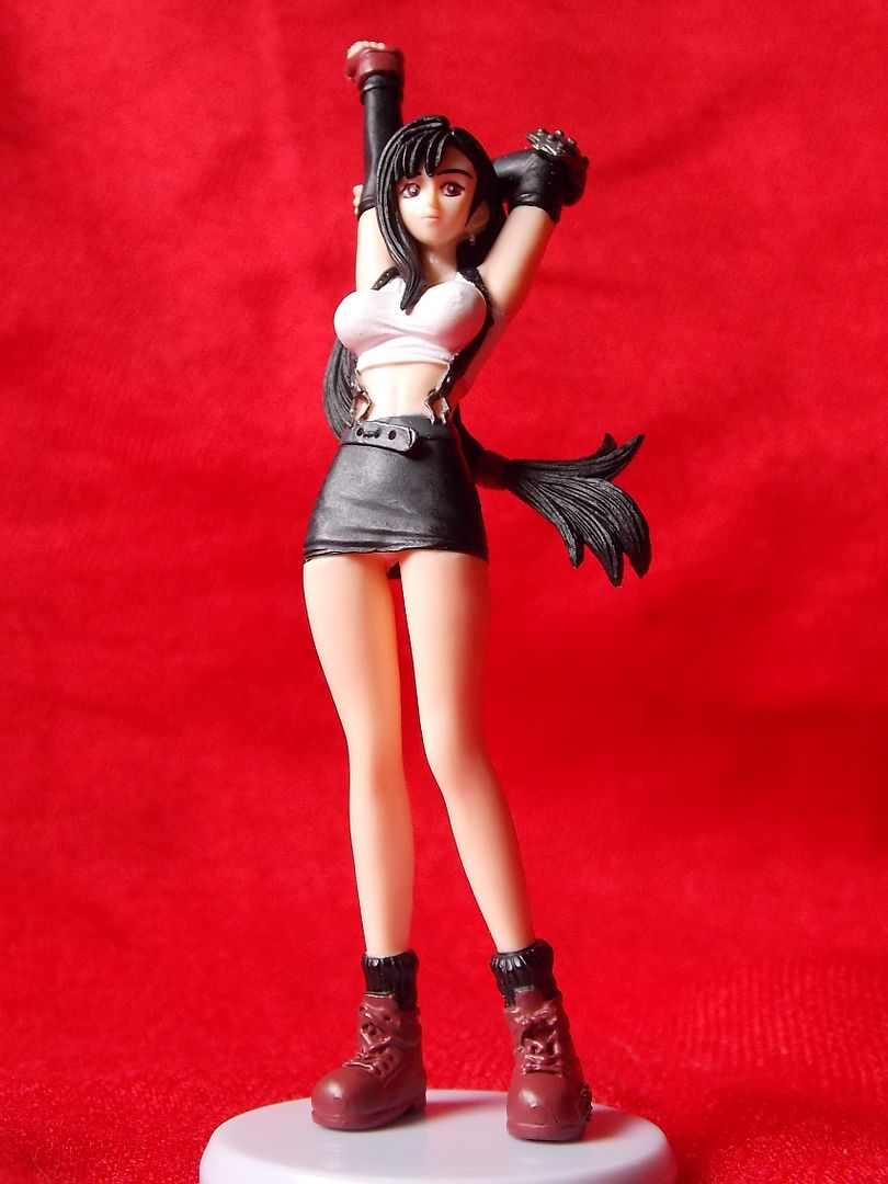 UK DESPATCH FINAL FANTASY Vll Tifa Lockhart 4.5/" 11cm SOLID PVC FIGURE