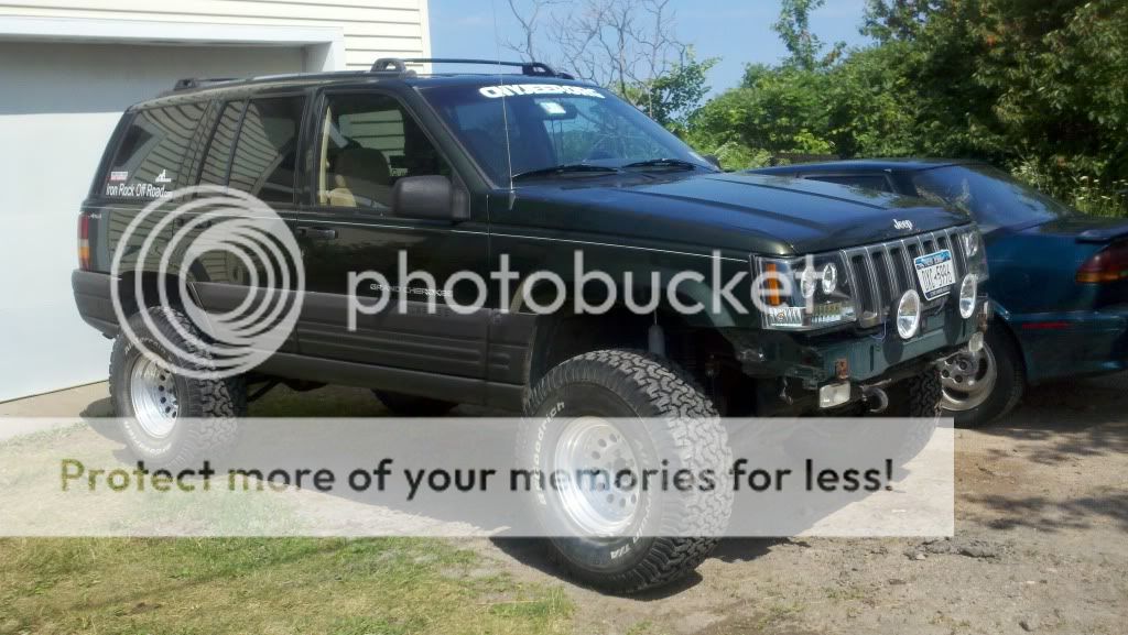 15x8 wheels with 3.75 back spacing on a ZJ - JeepForum.com