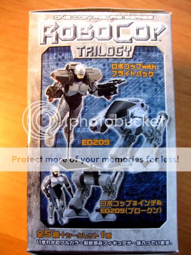 http://i172.photobucket.com/albums/w7/4alexf/Model%20Figures/KotobukiyaOneCoinSeries_ROBOCOPT-3.jpg